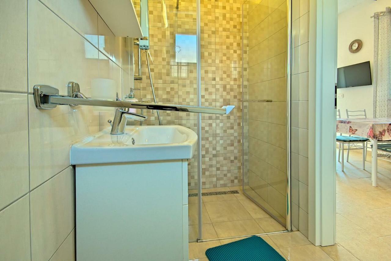 App Klabot *** Apartman Umag Kültér fotó