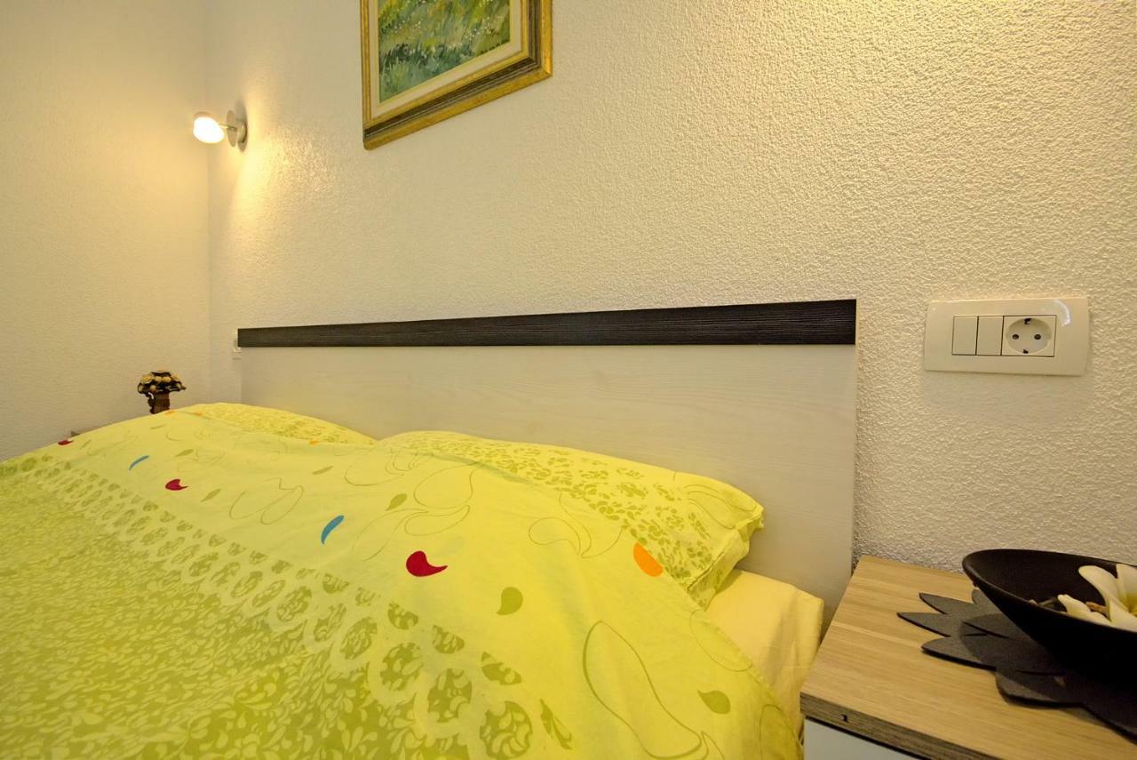 App Klabot *** Apartman Umag Kültér fotó